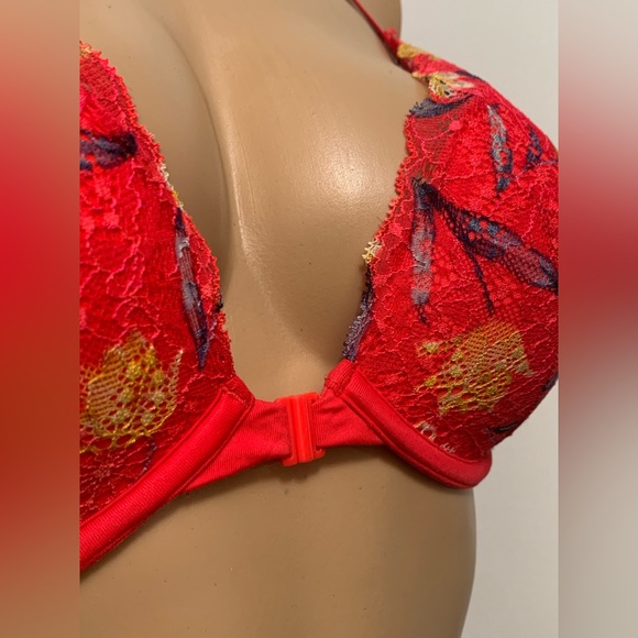PINK Victoria’s Secret Bright Red Lace Floral Date Push Up Racerback 34C - Picture 2 of 8